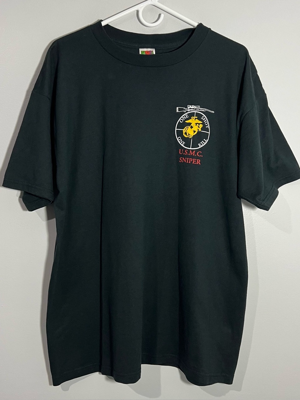 Vintage United States Marine Corps USMC Sniper Black Yellow Red T-Shirt Adult XL